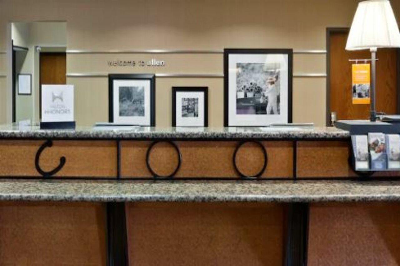 Hampton Inn & Suites Dallas-Алън Екстериор снимка